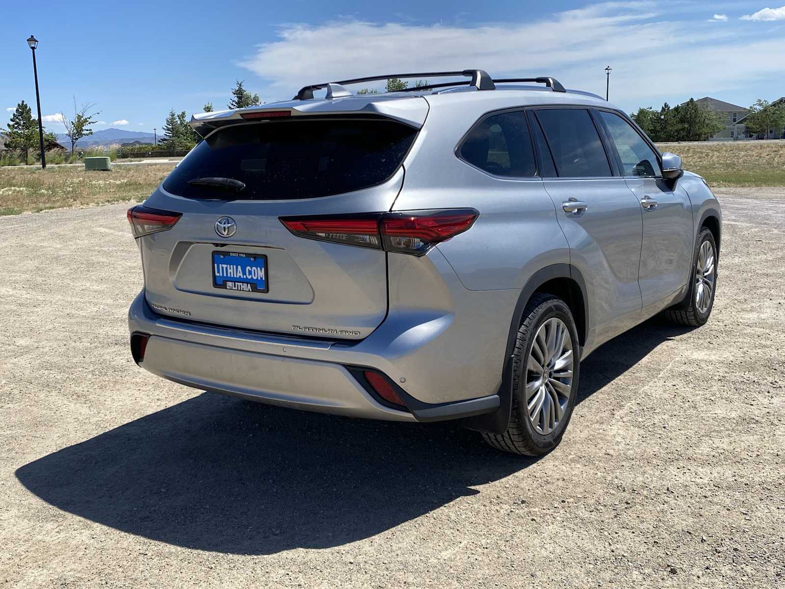 Thumbnail: 2021 Toyota Highlander - 12