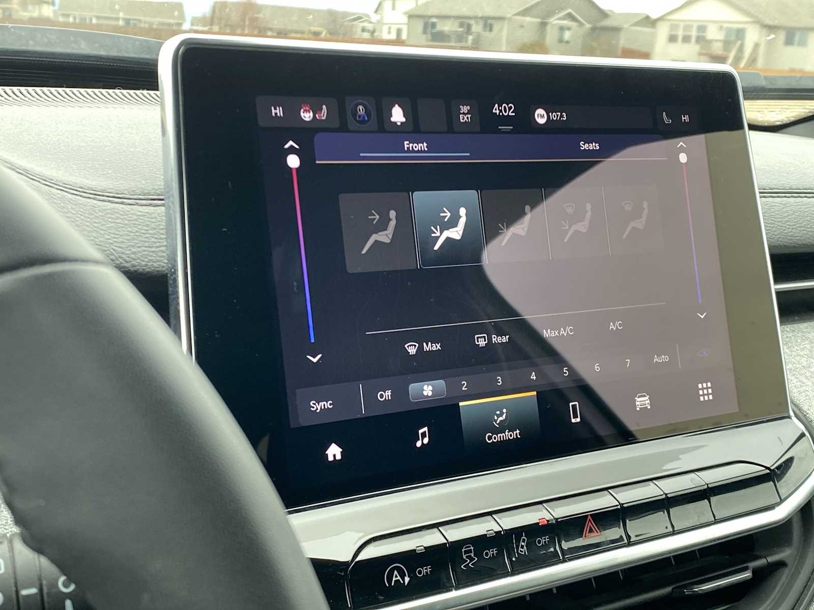 Thumbnail: 2023 Jeep Compass - 20