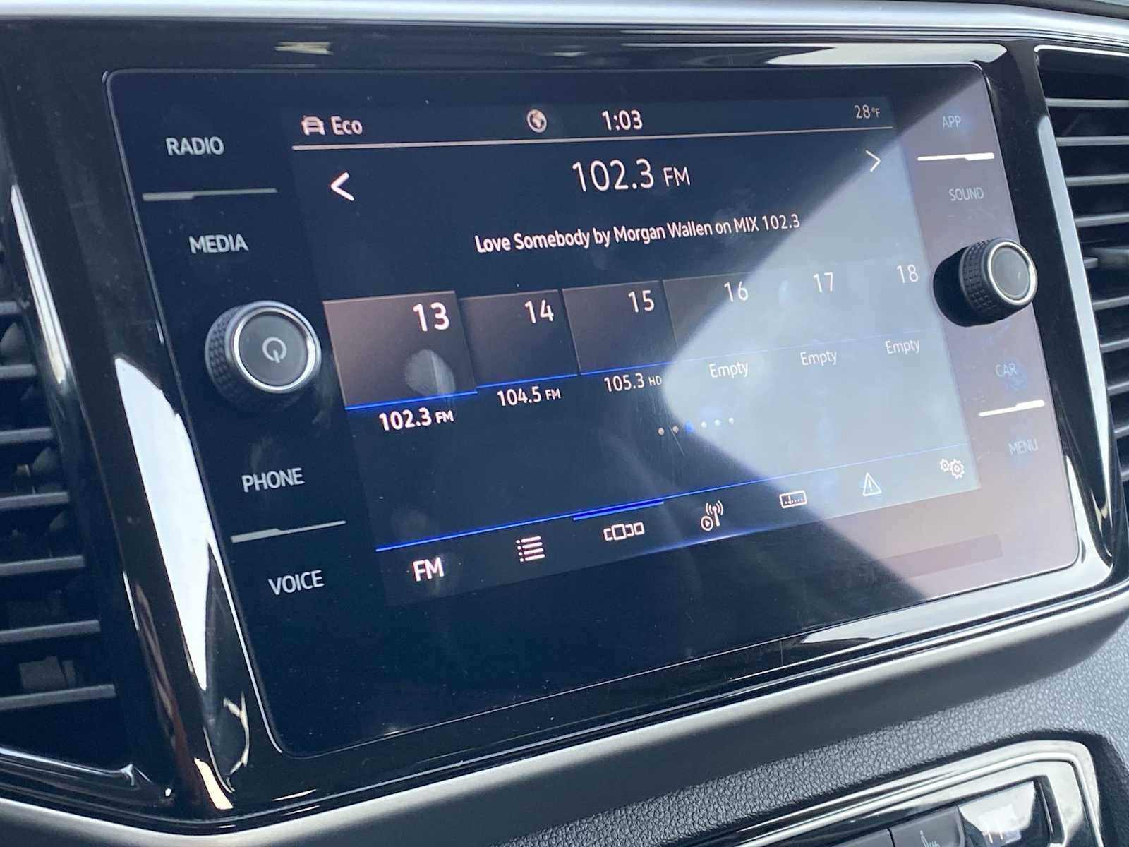 Thumbnail: 2023 Volkswagen Atlas - 29