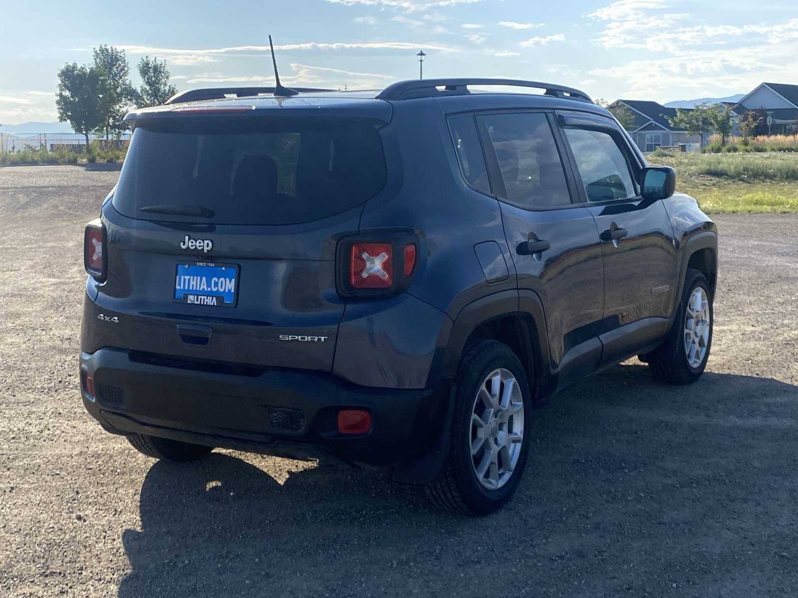 Thumbnail: 2020 Jeep Renegade - 12