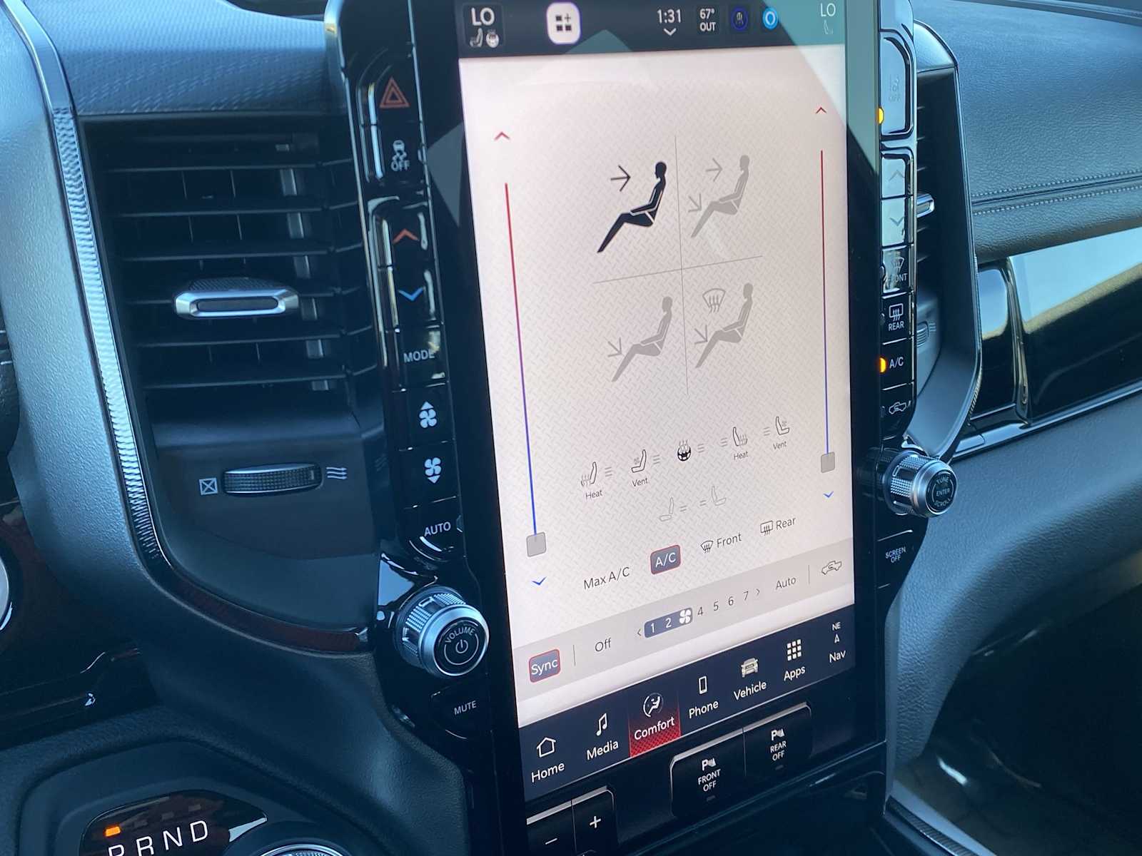 Thumbnail: 2026 RAM 1500 - 28