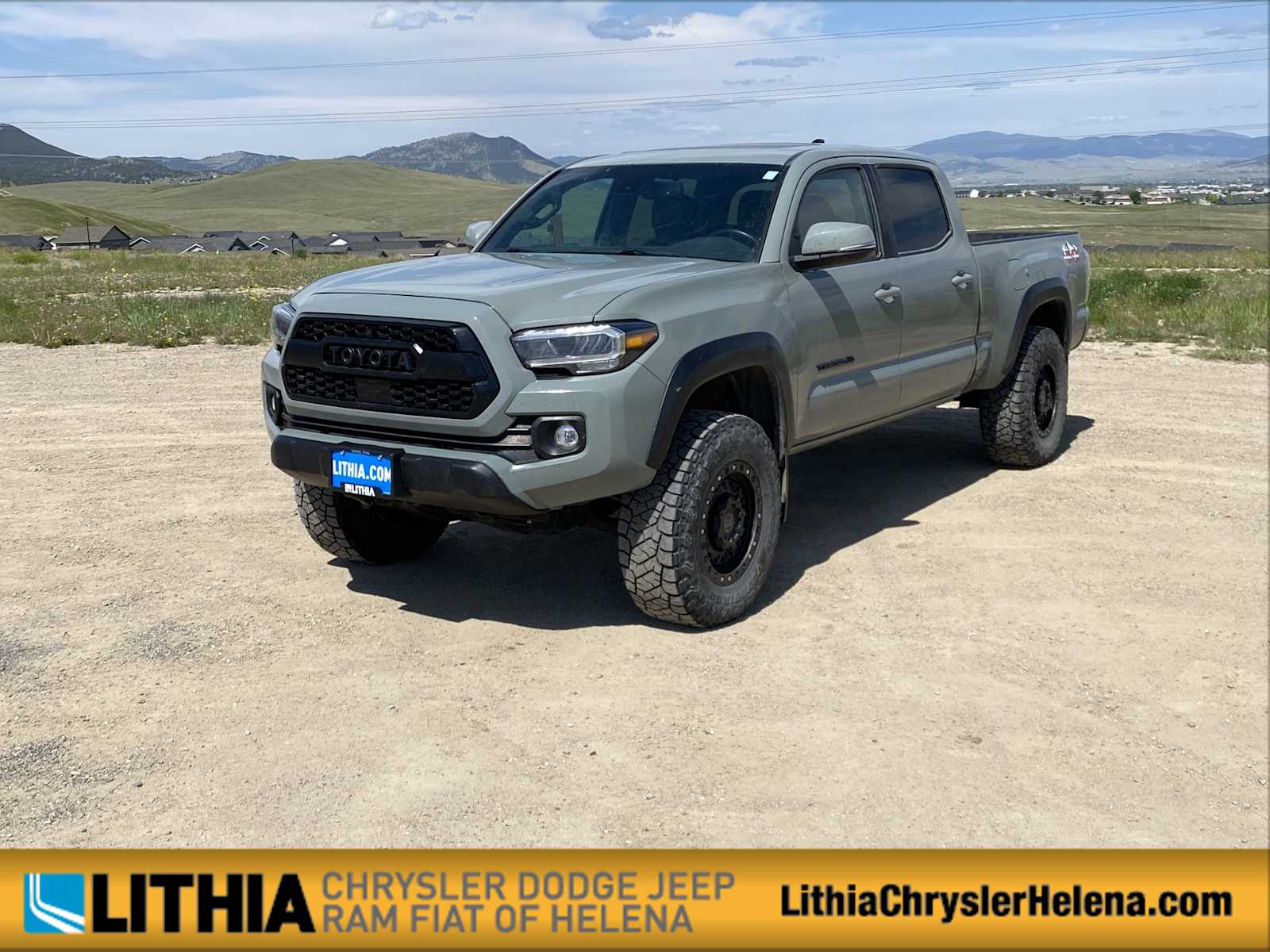 2022 Toyota Tacoma TRD Off-Road Hero Image