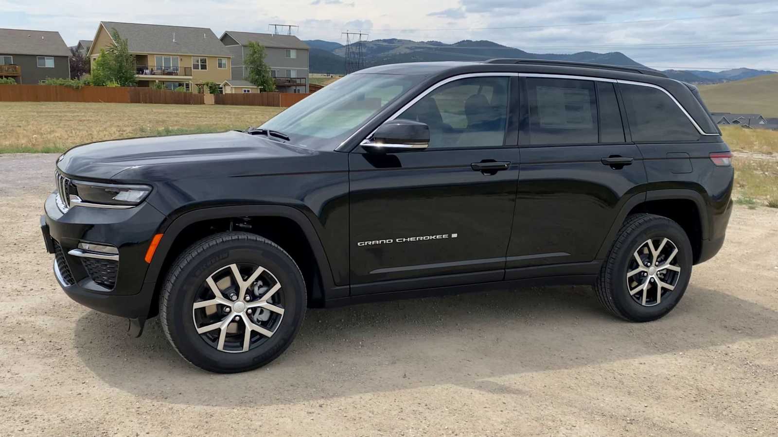 Thumbnail: 2025 Jeep Grand Cherokee - 4