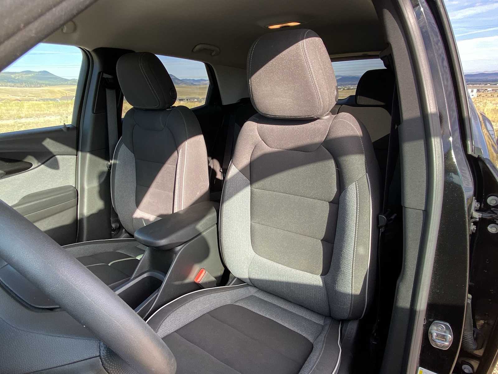 Thumbnail: 2023 Chevrolet TrailBlazer - 15