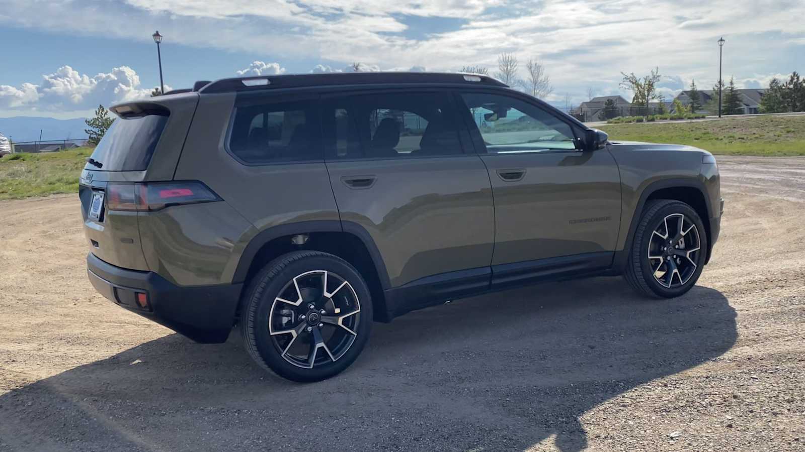 Thumbnail: 2026 Jeep Cherokee - 9