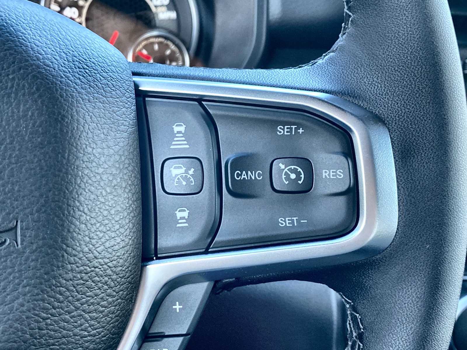 Thumbnail: 2025 RAM 1500 - 22