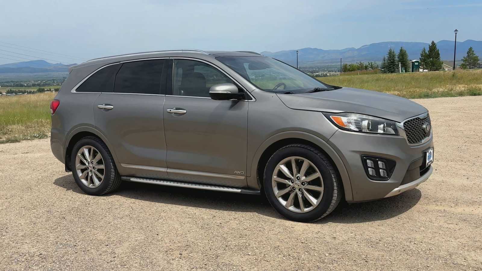 Thumbnail: 2017 Kia Sorento - 2
