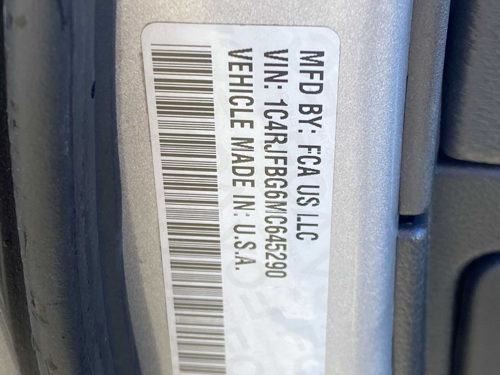 Thumbnail: 2021 Jeep Grand Cherokee - 32