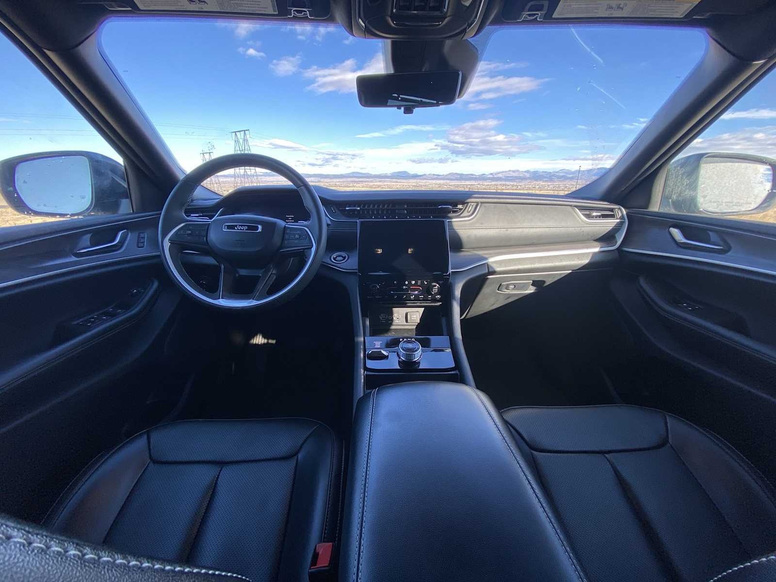 Thumbnail: 2024 Jeep Grand Cherokee L - 15