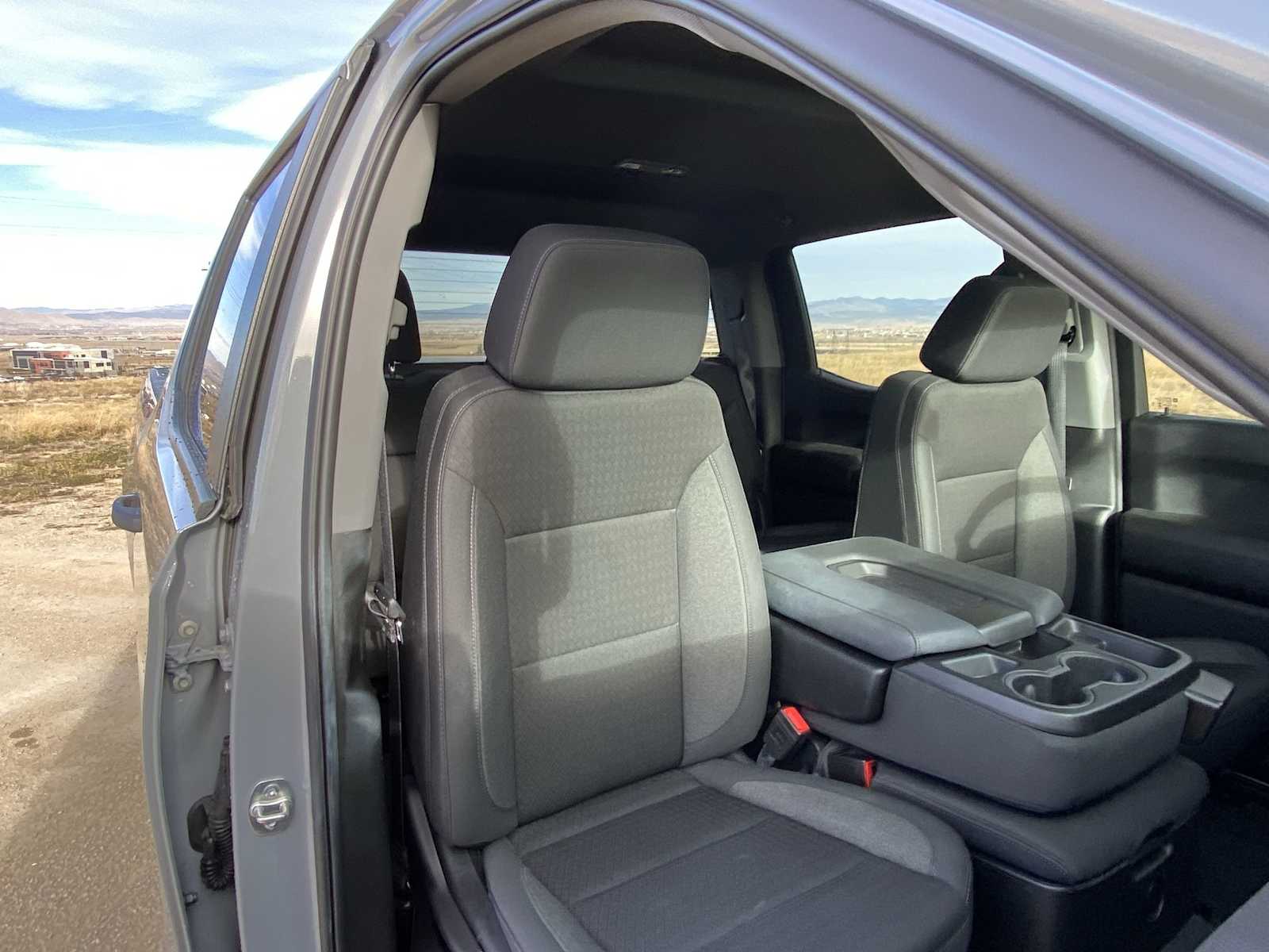 Thumbnail: 2025 Chevrolet Silverado 1500 - 17