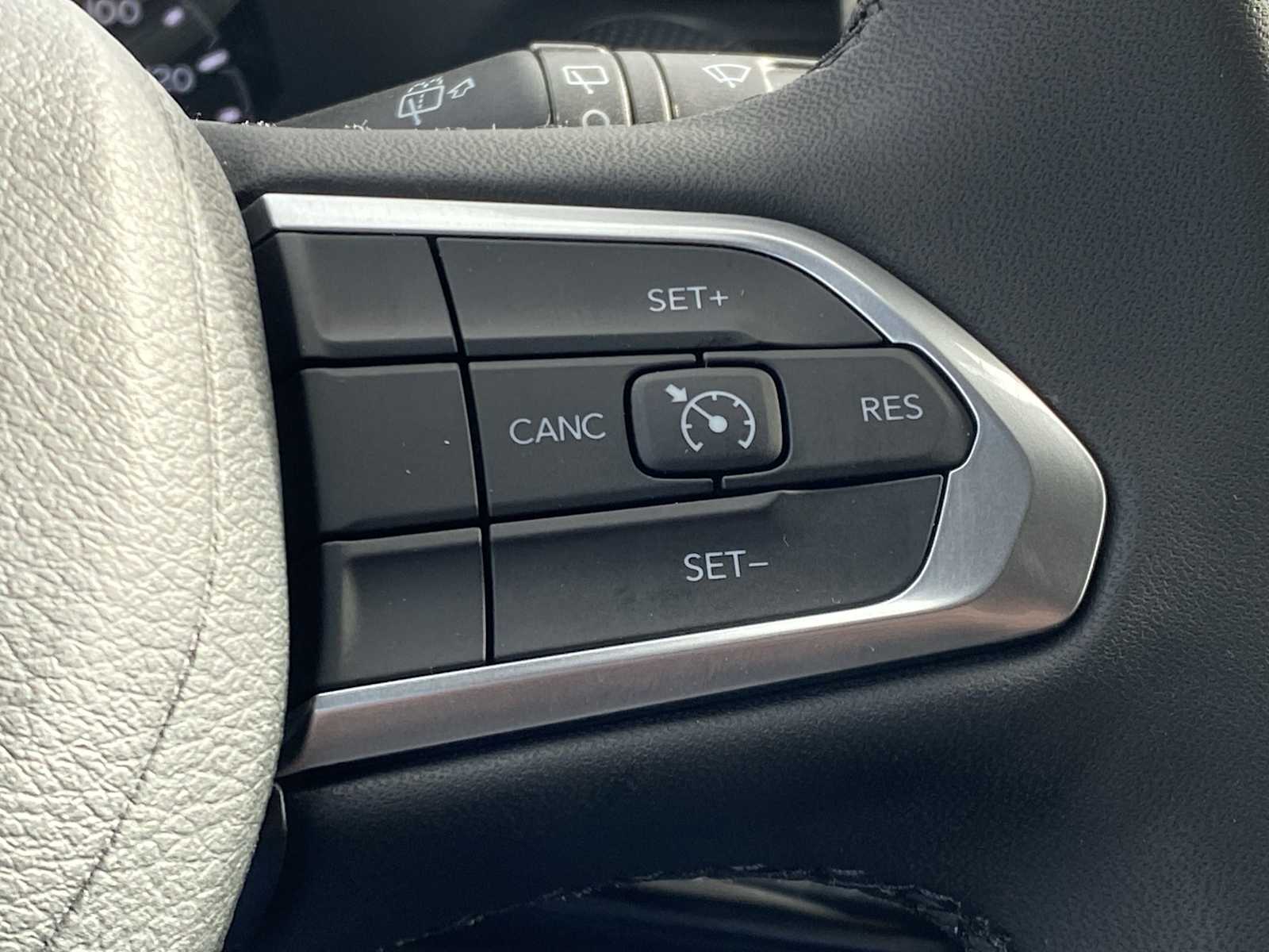 Thumbnail: 2025 Jeep Compass - 22