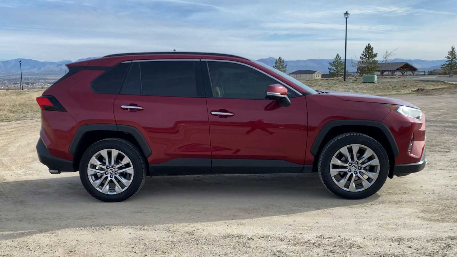 Thumbnail: 2021 Toyota RAV4 - 9