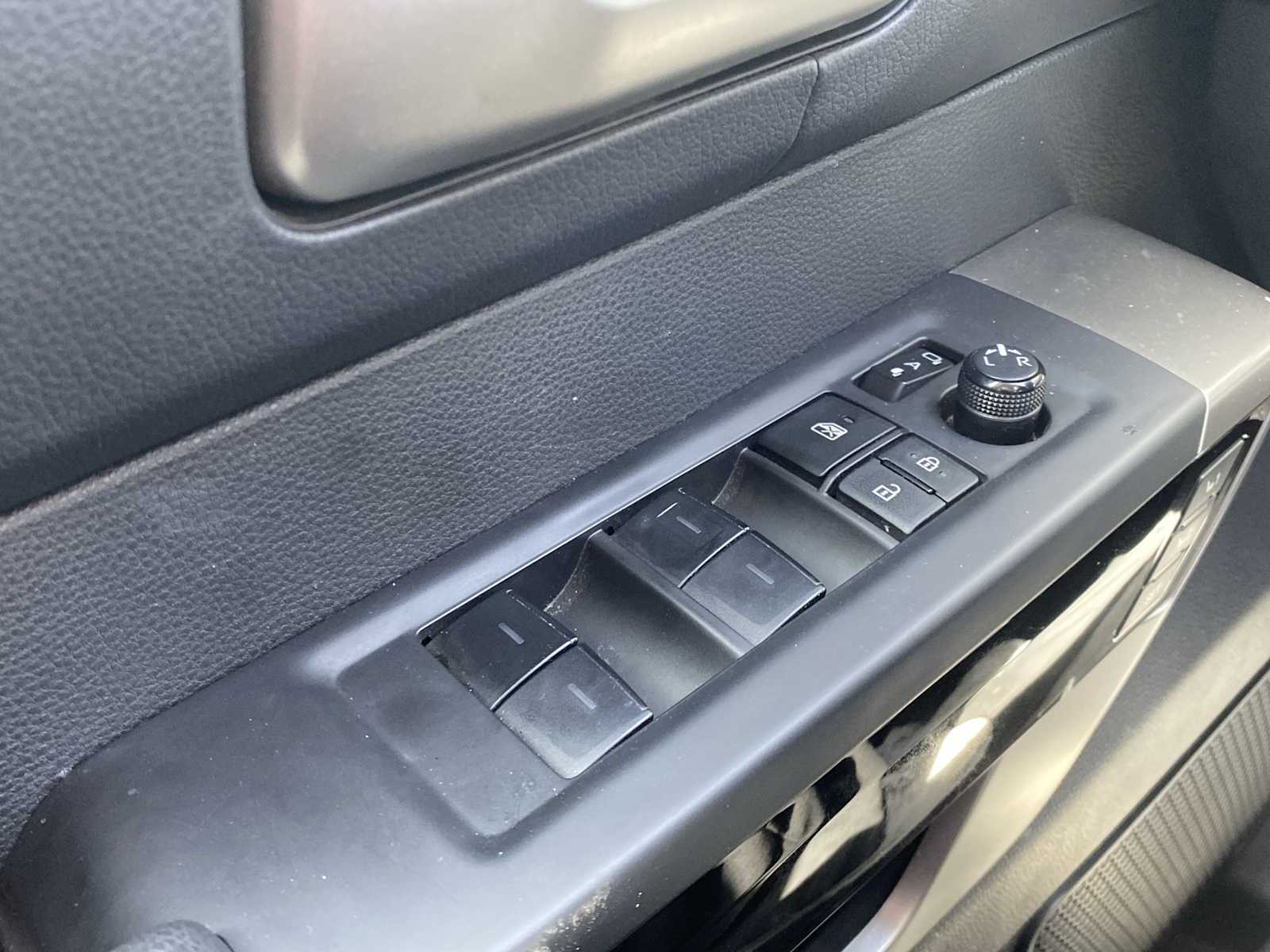 Thumbnail: 2024 Toyota Tundra - 20