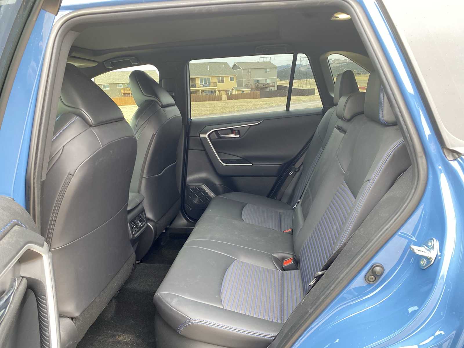 Thumbnail: 2022 Toyota RAV4 - 35