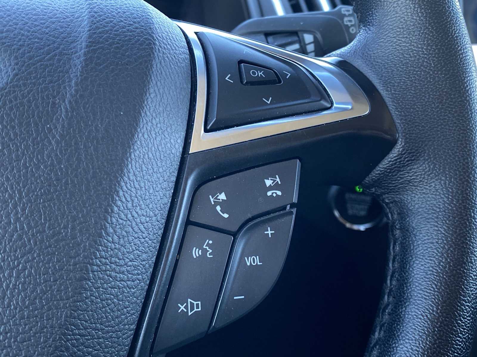 Thumbnail: 2023 Ford Edge - 29