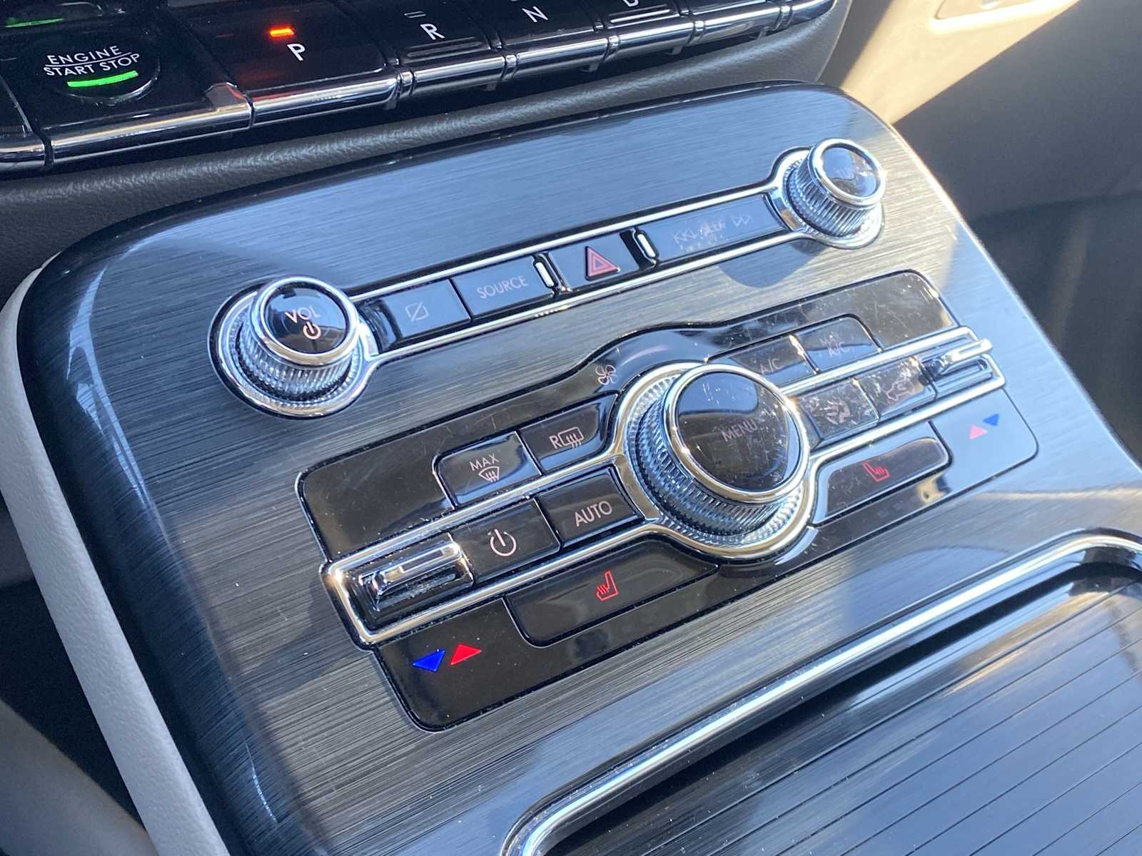 2021 Lincoln Nautilus Standard 25