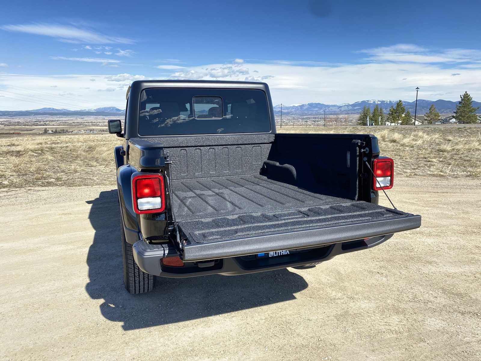 Thumbnail: 2026 Jeep Gladiator - 38