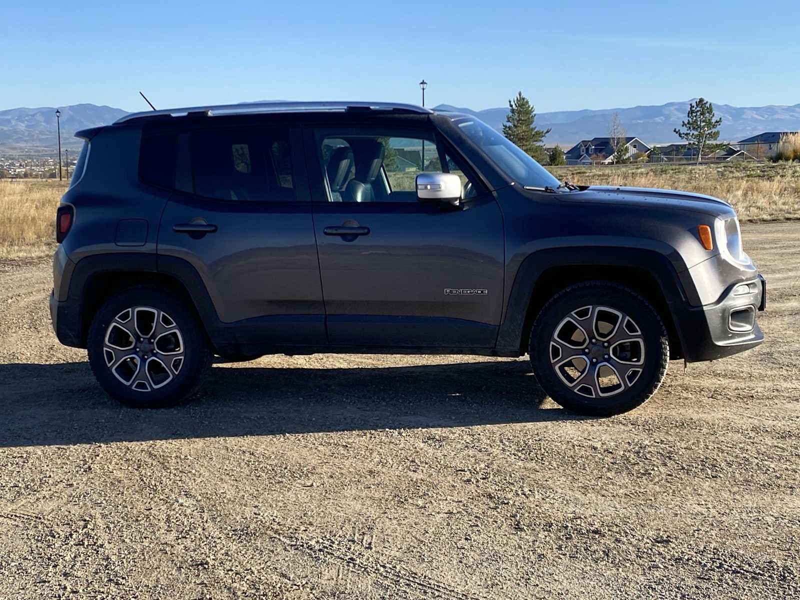 Thumbnail: 2017 Jeep Renegade - 20