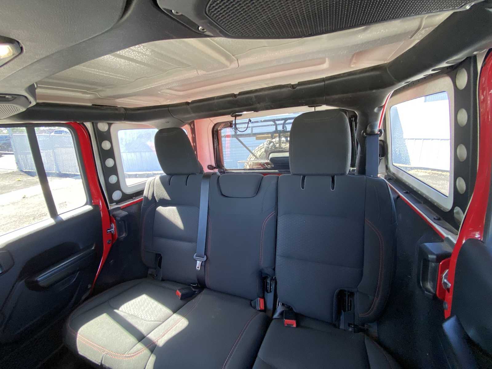 Thumbnail: 2020 Jeep Wrangler - 17
