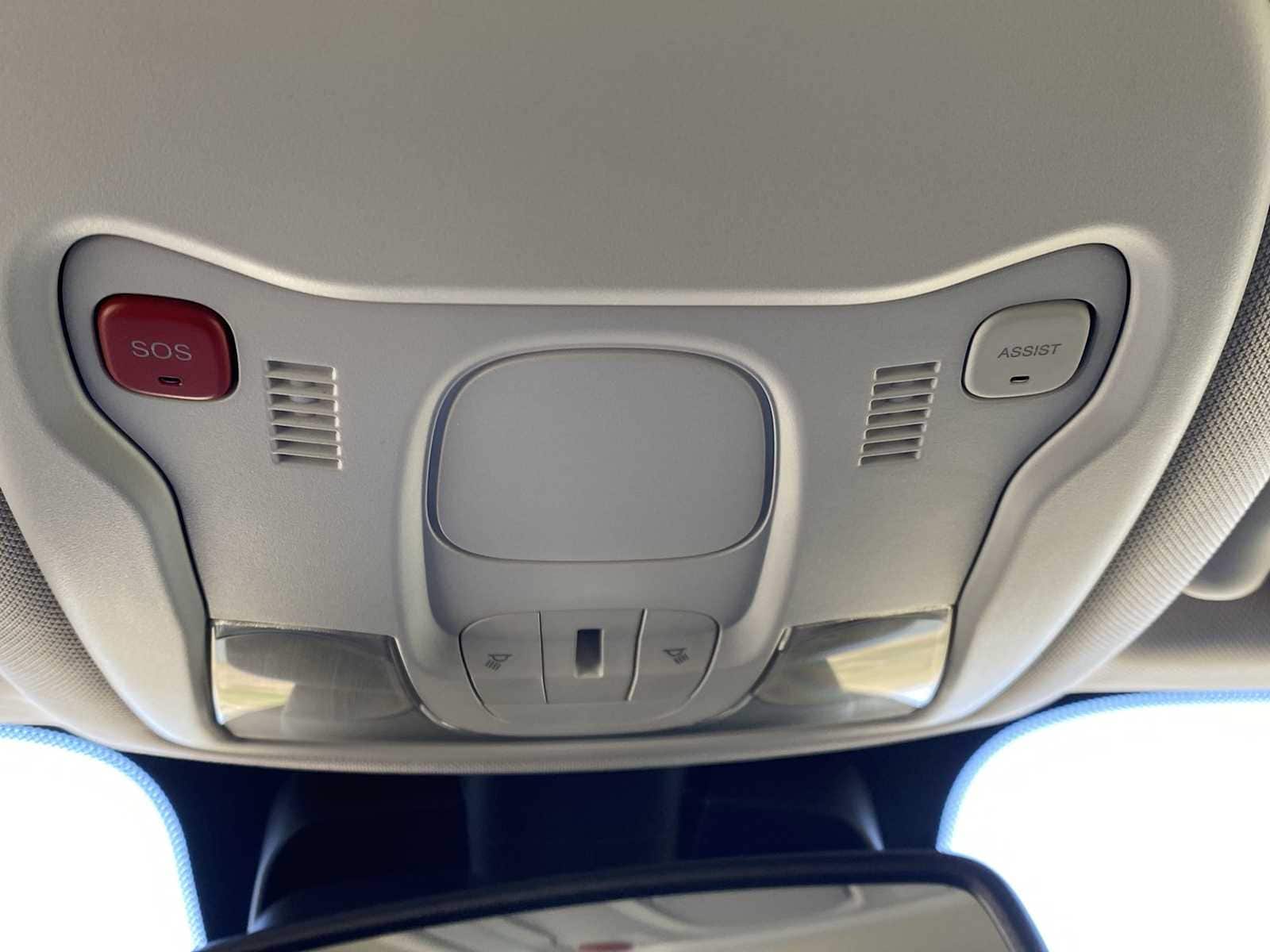 Thumbnail: 2023 Jeep Renegade - 27