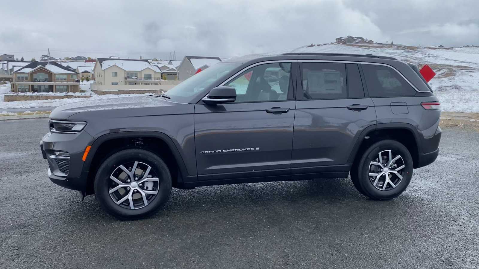 Thumbnail: 2025 Jeep Grand Cherokee - 5