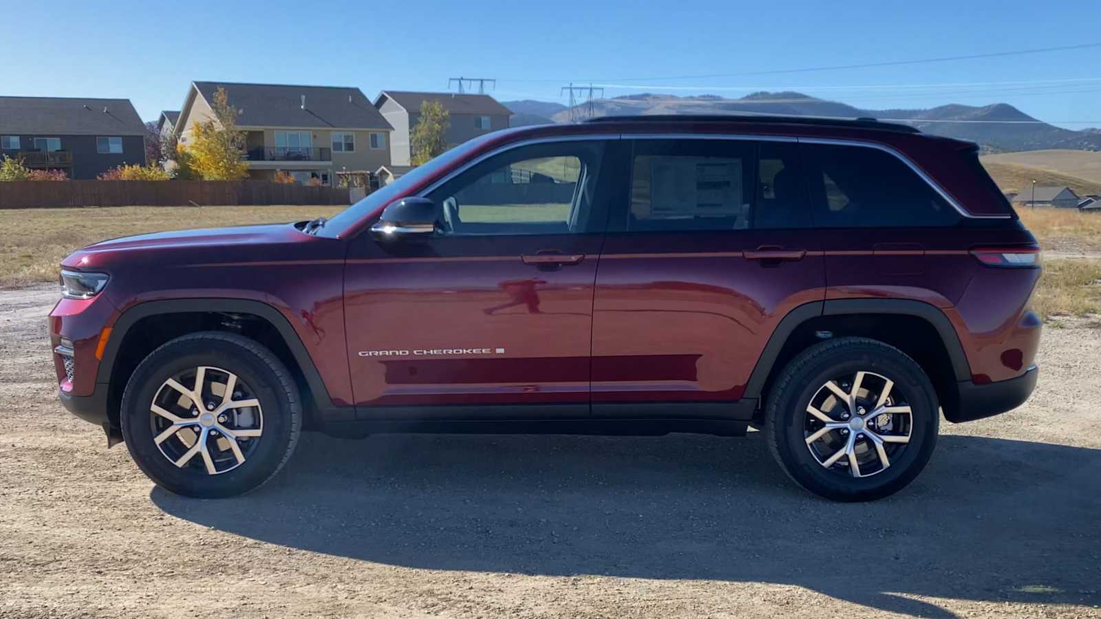 Thumbnail: 2025 Jeep Grand Cherokee - 6