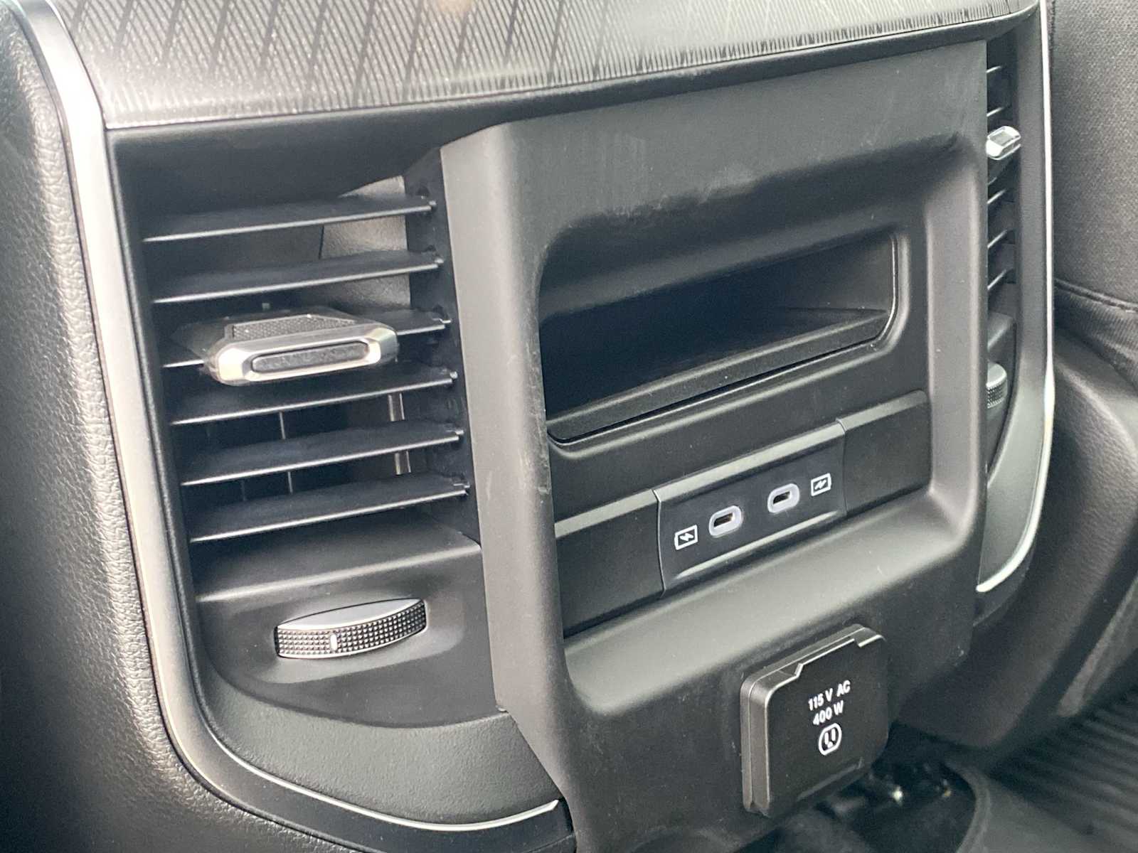 Thumbnail: 2026 RAM 1500 - 37