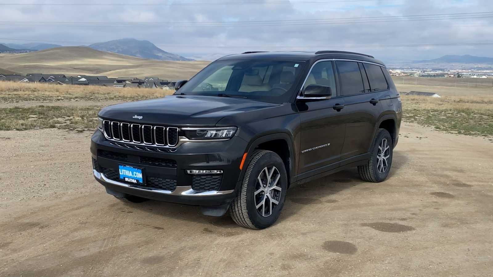 Thumbnail: 2024 Jeep Grand Cherokee L - 4