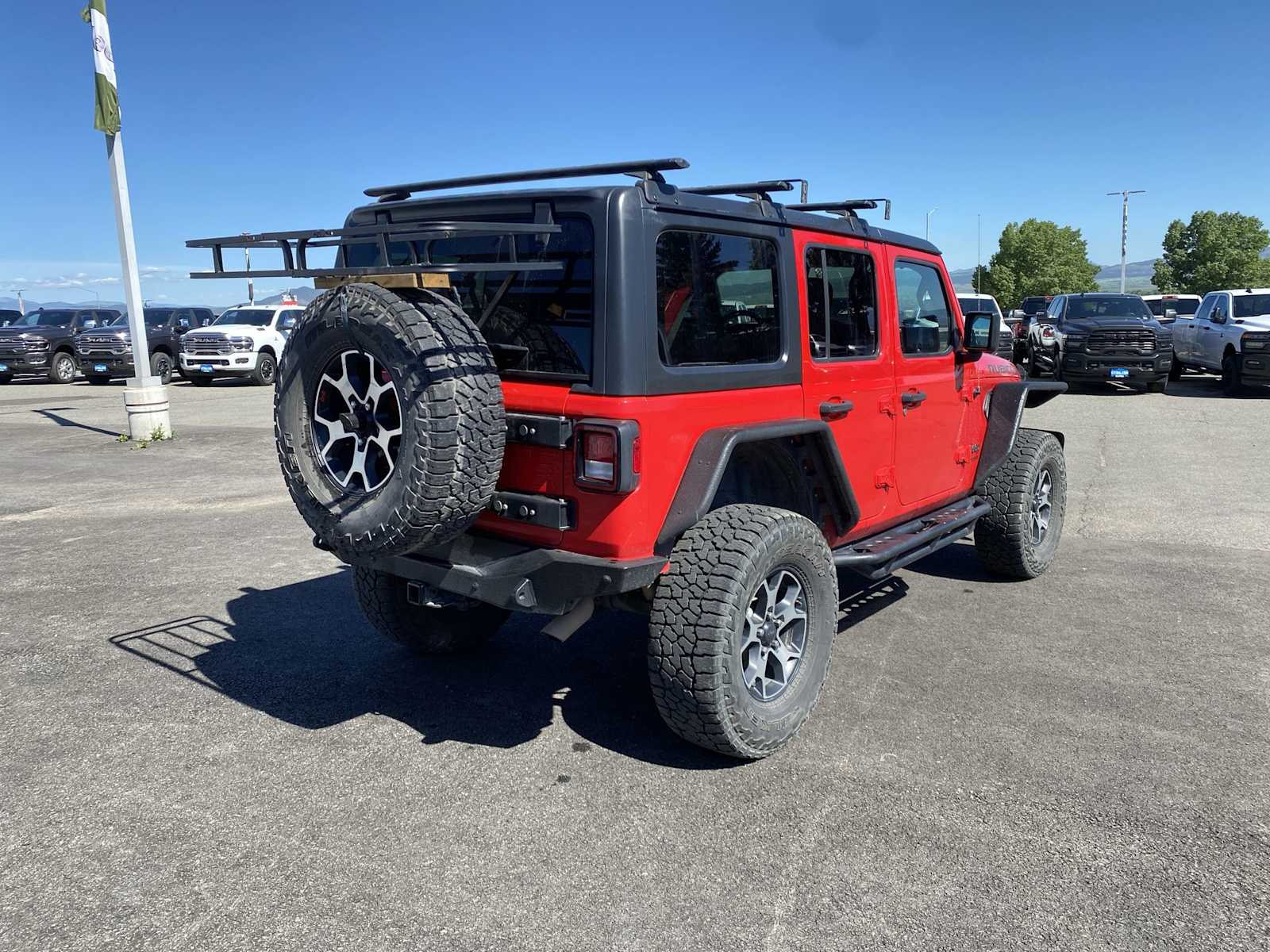Thumbnail: 2020 Jeep Wrangler - 12