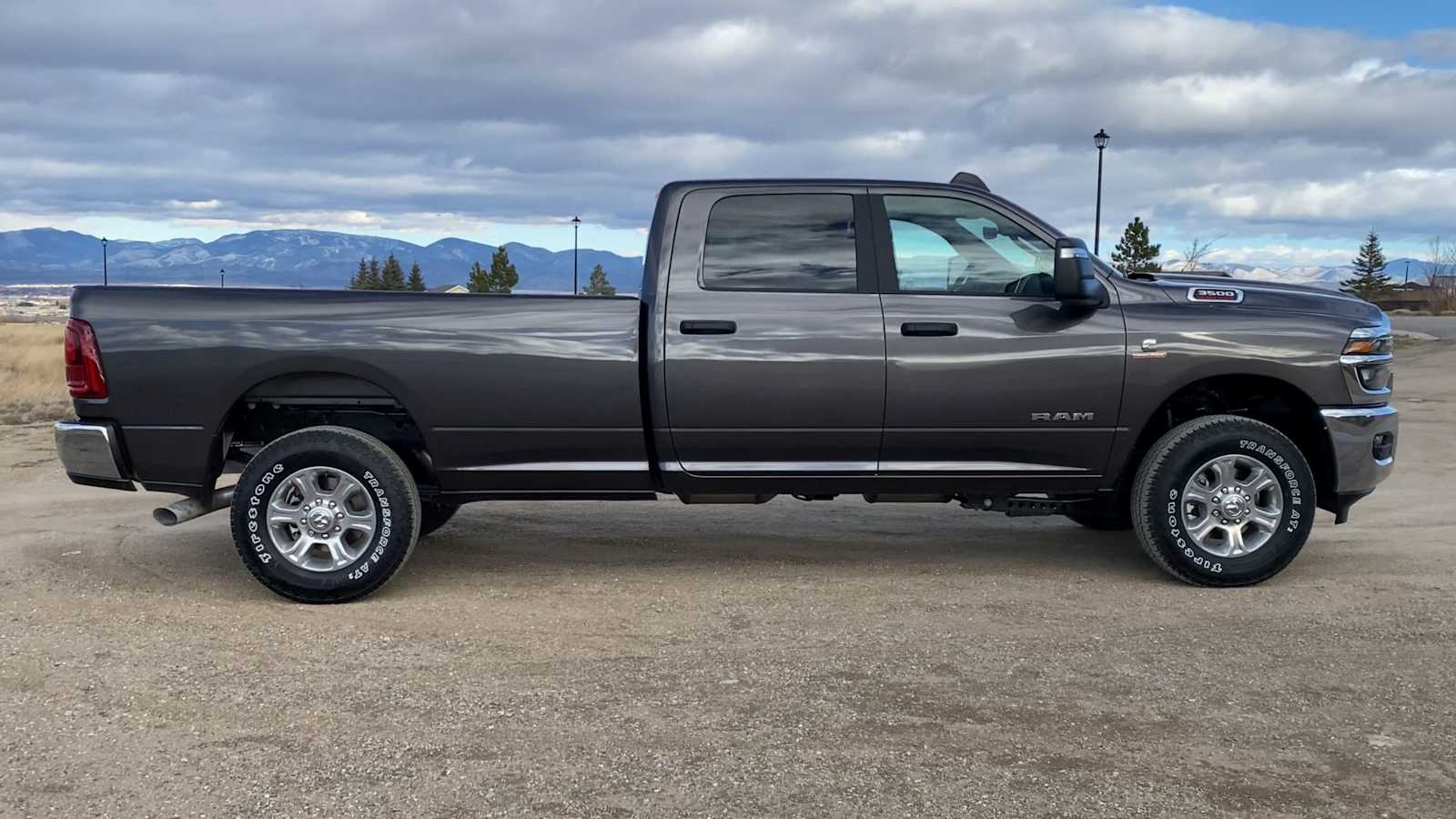 Thumbnail: 2026 RAM 3500 - 9