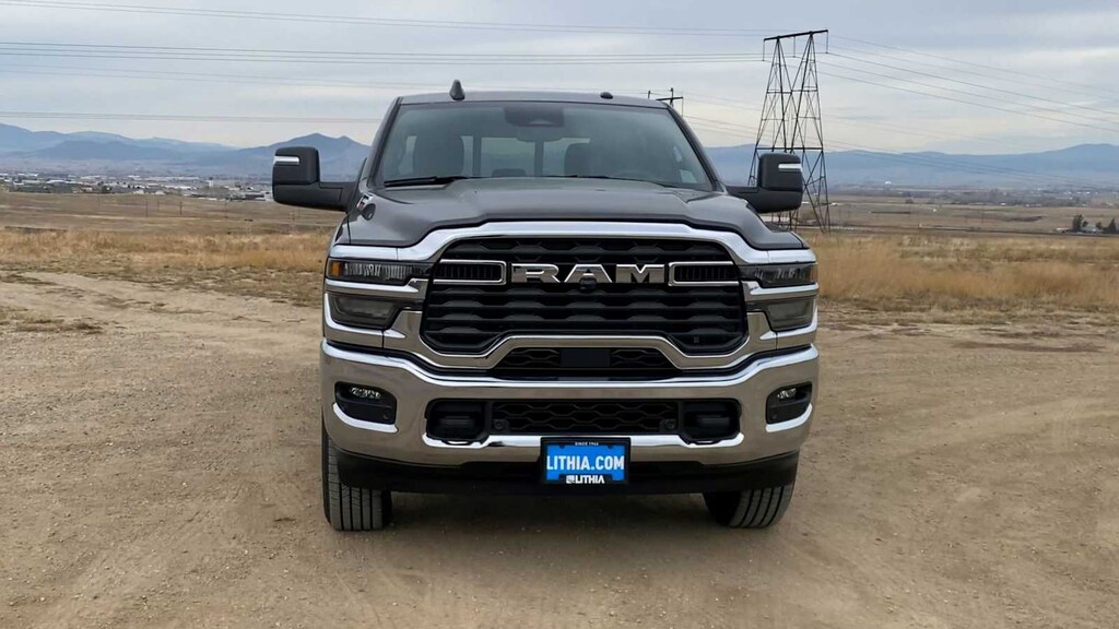 New 2026 Ram 3500 TRADESMAN CREW CAB 4X4 8' BOX Pickup