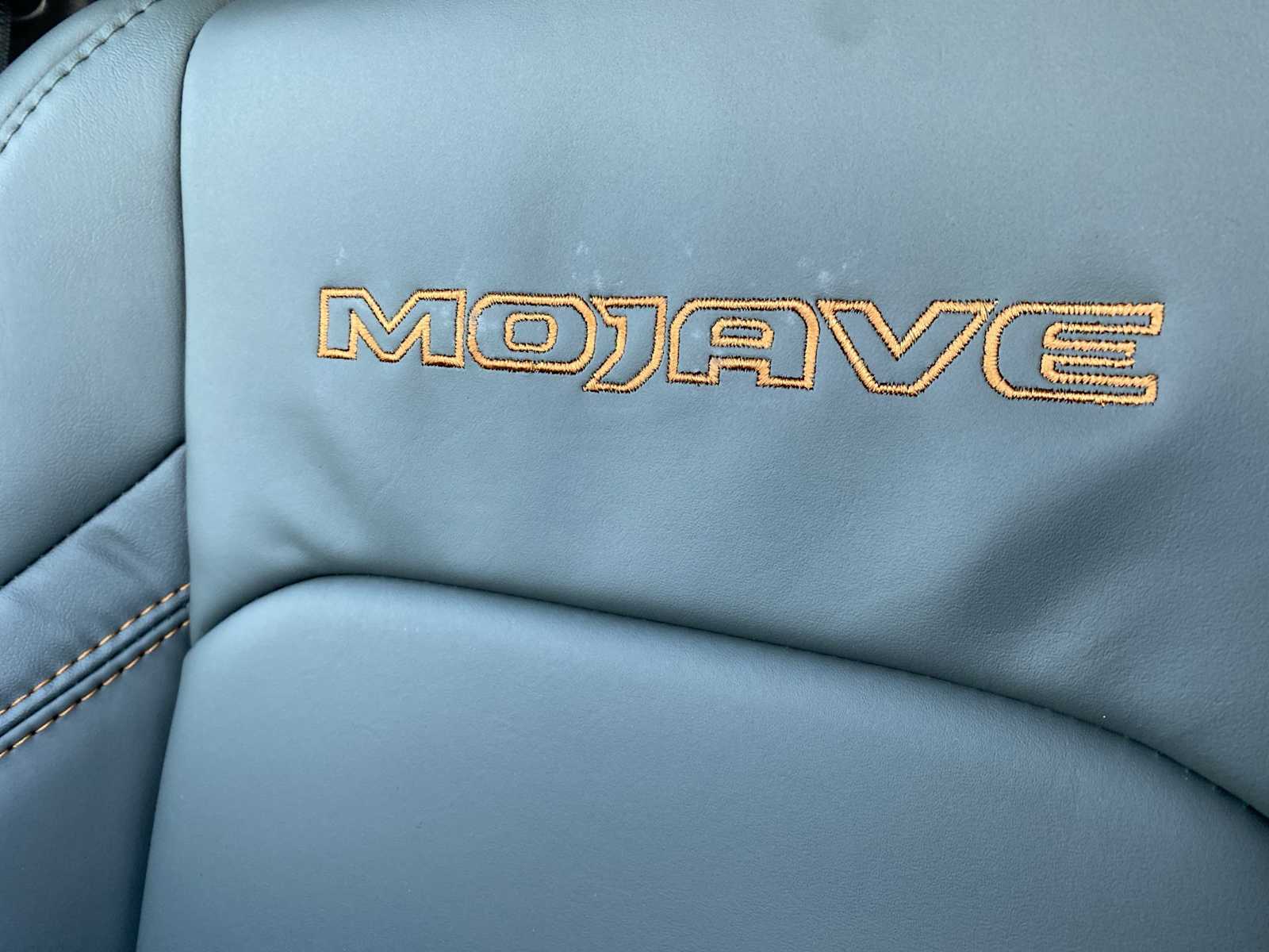 Thumbnail: 2026 Jeep Gladiator - 14