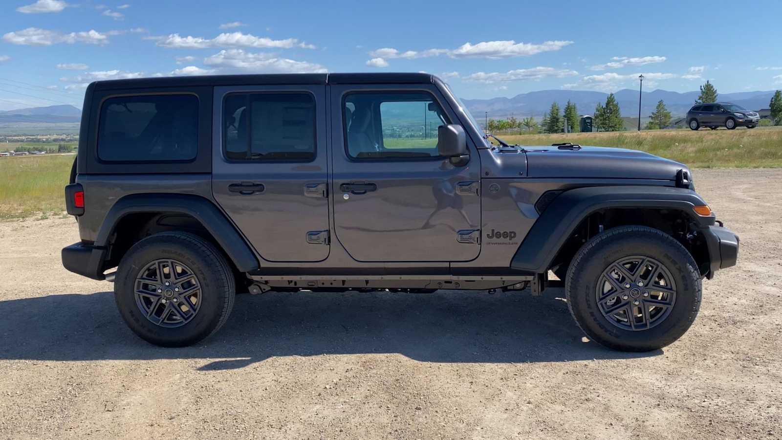 Thumbnail: 2025 Jeep Wrangler - 5