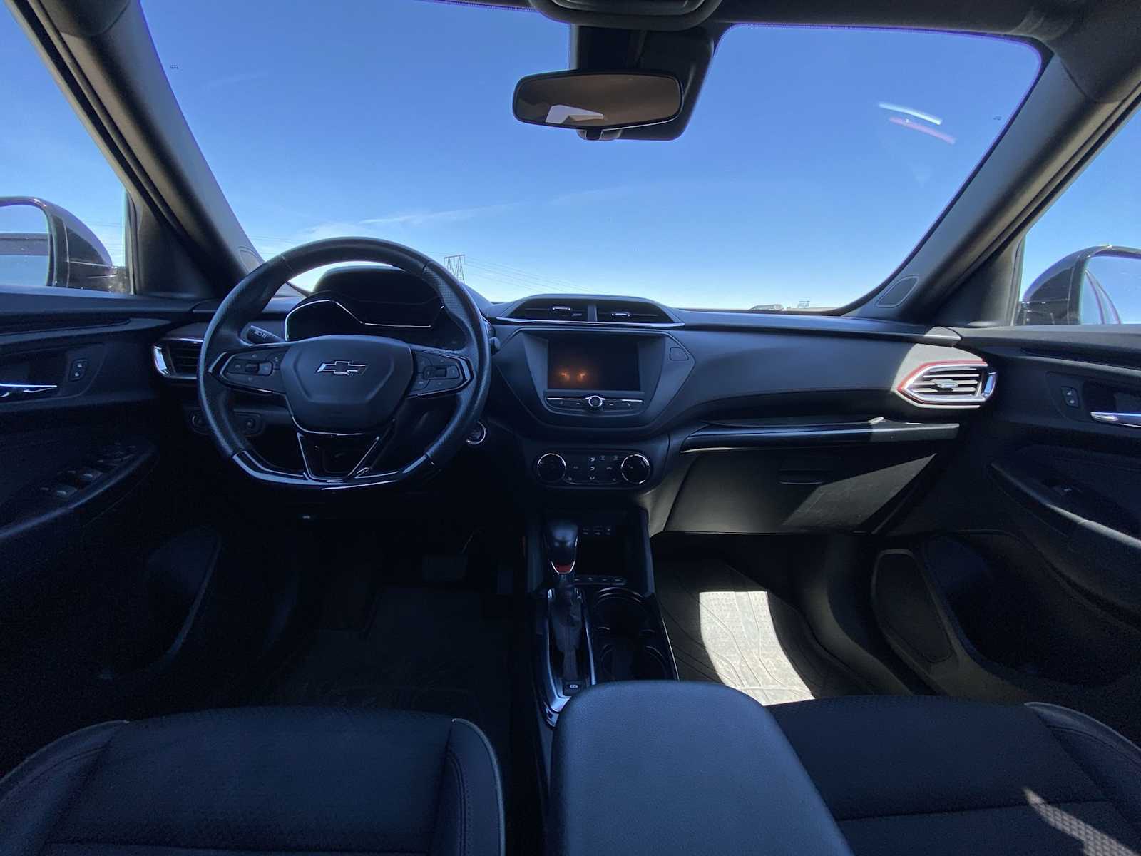 Thumbnail: 2021 Chevrolet TrailBlazer - 16