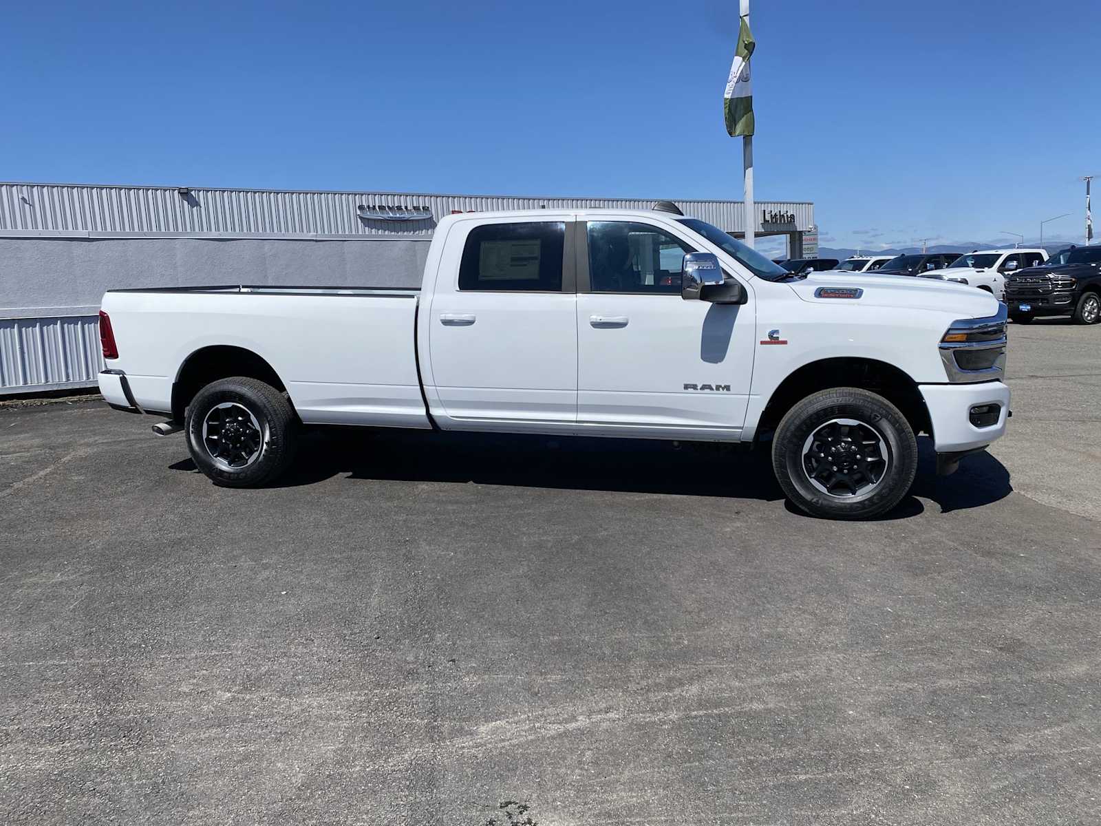 2025 RAM 3500 Laramie 22