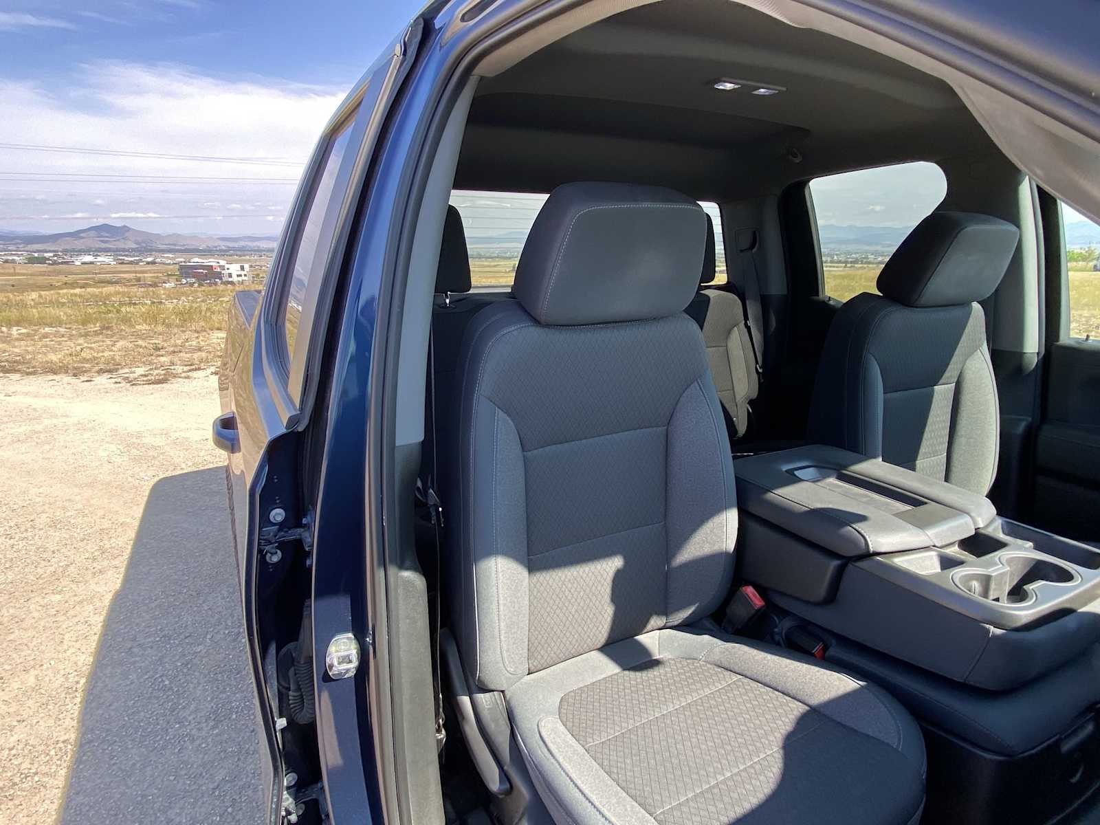 Thumbnail: 2019 Chevrolet Silverado 1500 - 17