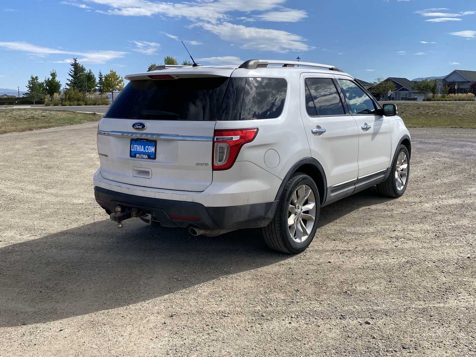 Thumbnail: 2012 Ford Explorer - 12