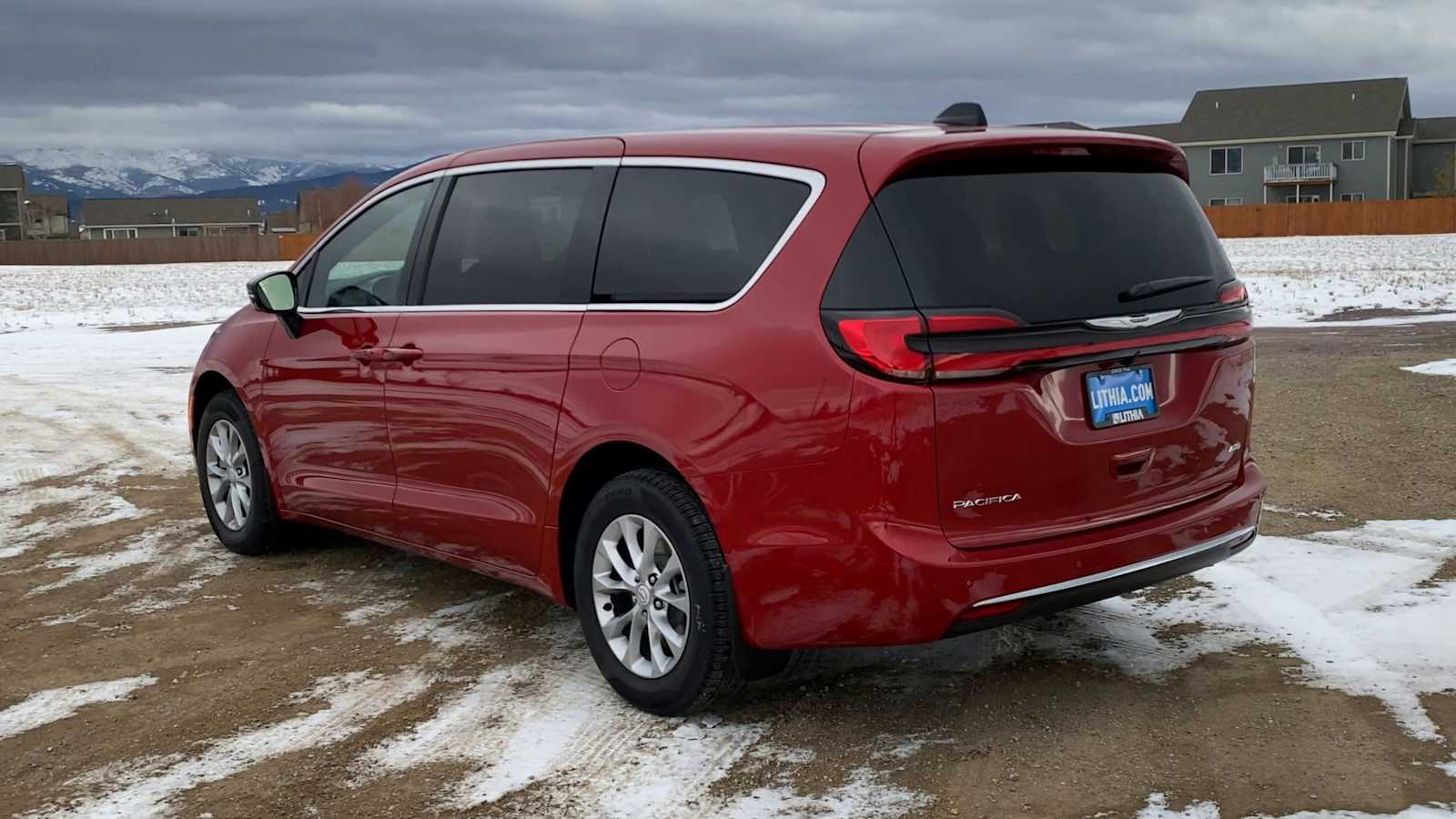 Thumbnail: 2026 Chrysler Pacifica - 7