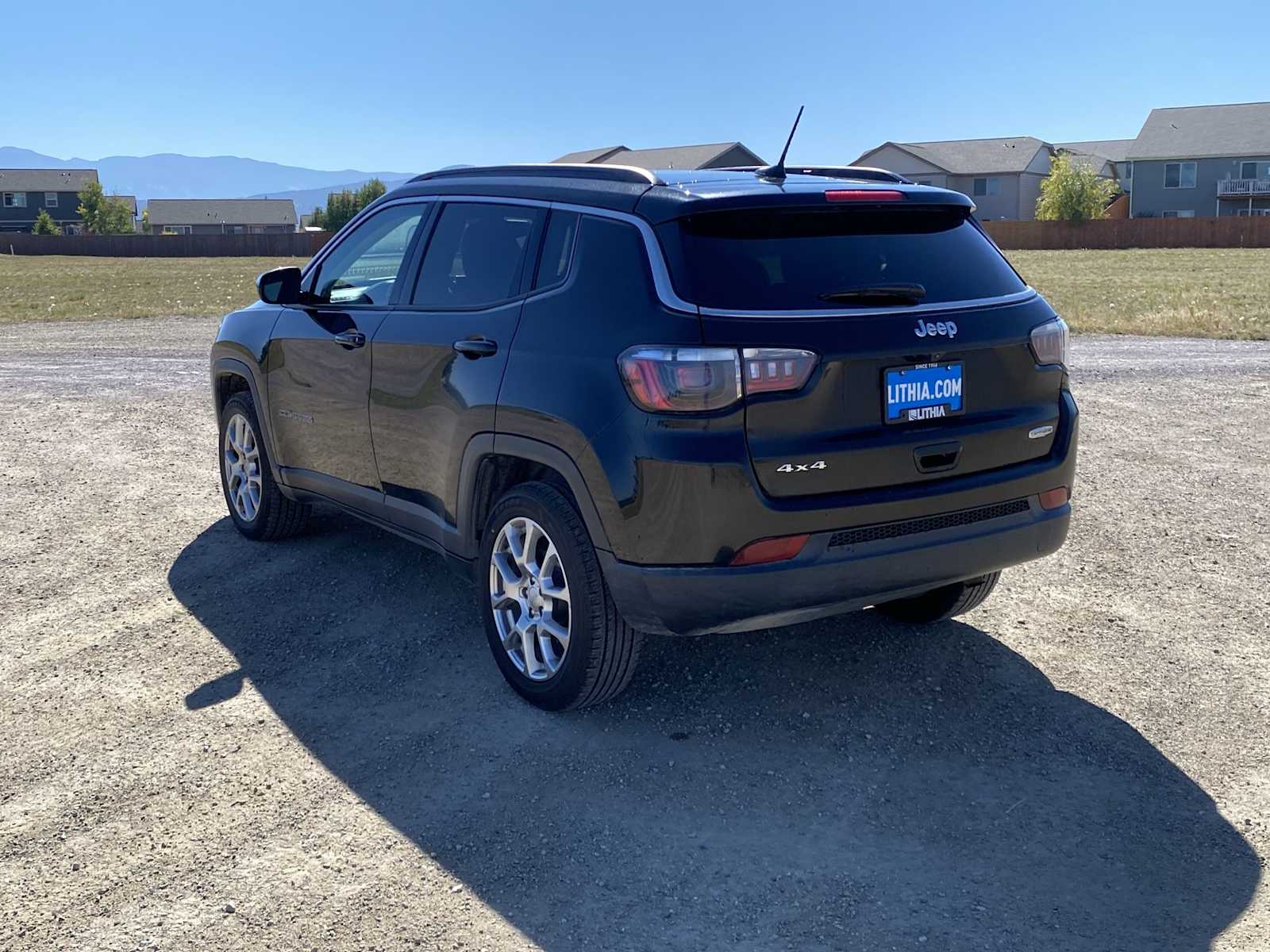 Thumbnail: 2022 Jeep Compass - 11
