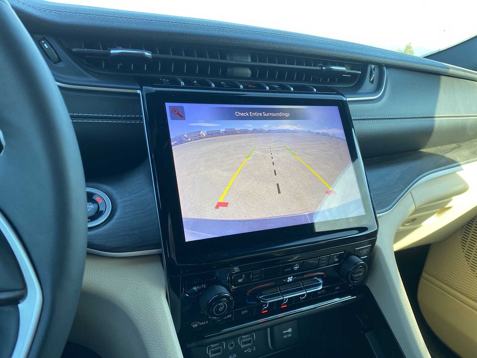 Thumbnail: 2024 Jeep Grand Cherokee L - 27