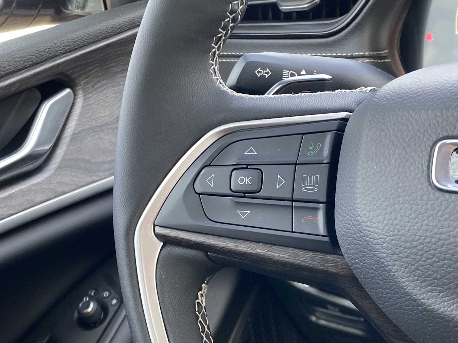 Thumbnail: 2026 Jeep Grand Cherokee - 30