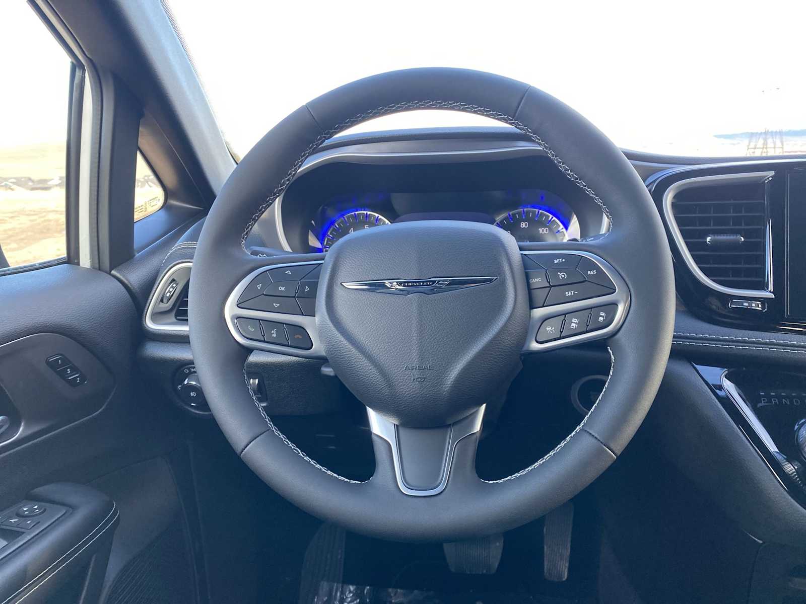 Thumbnail: 2026 Chrysler Pacifica - 30