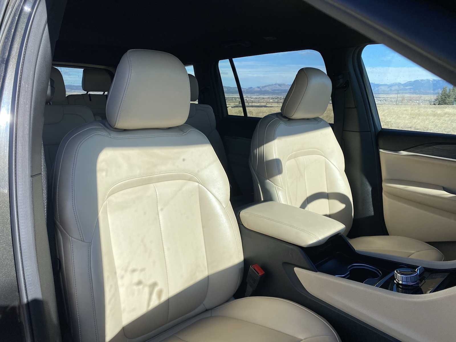 Thumbnail: 2024 Jeep Grand Cherokee L - 17