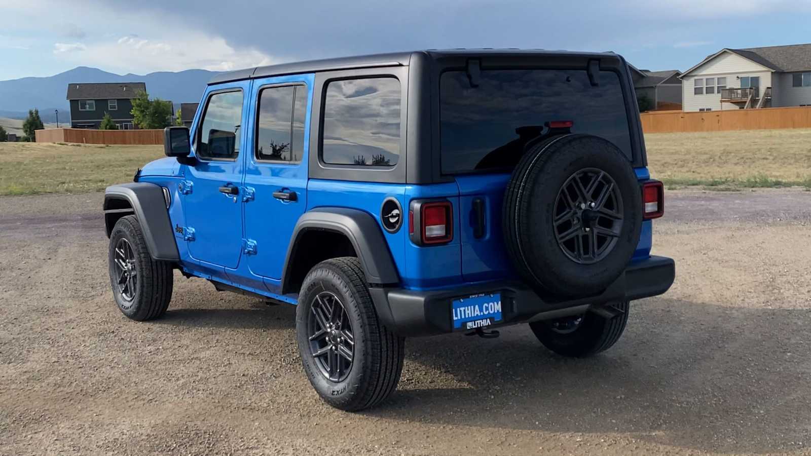 Thumbnail: 2025 Jeep Wrangler - 7