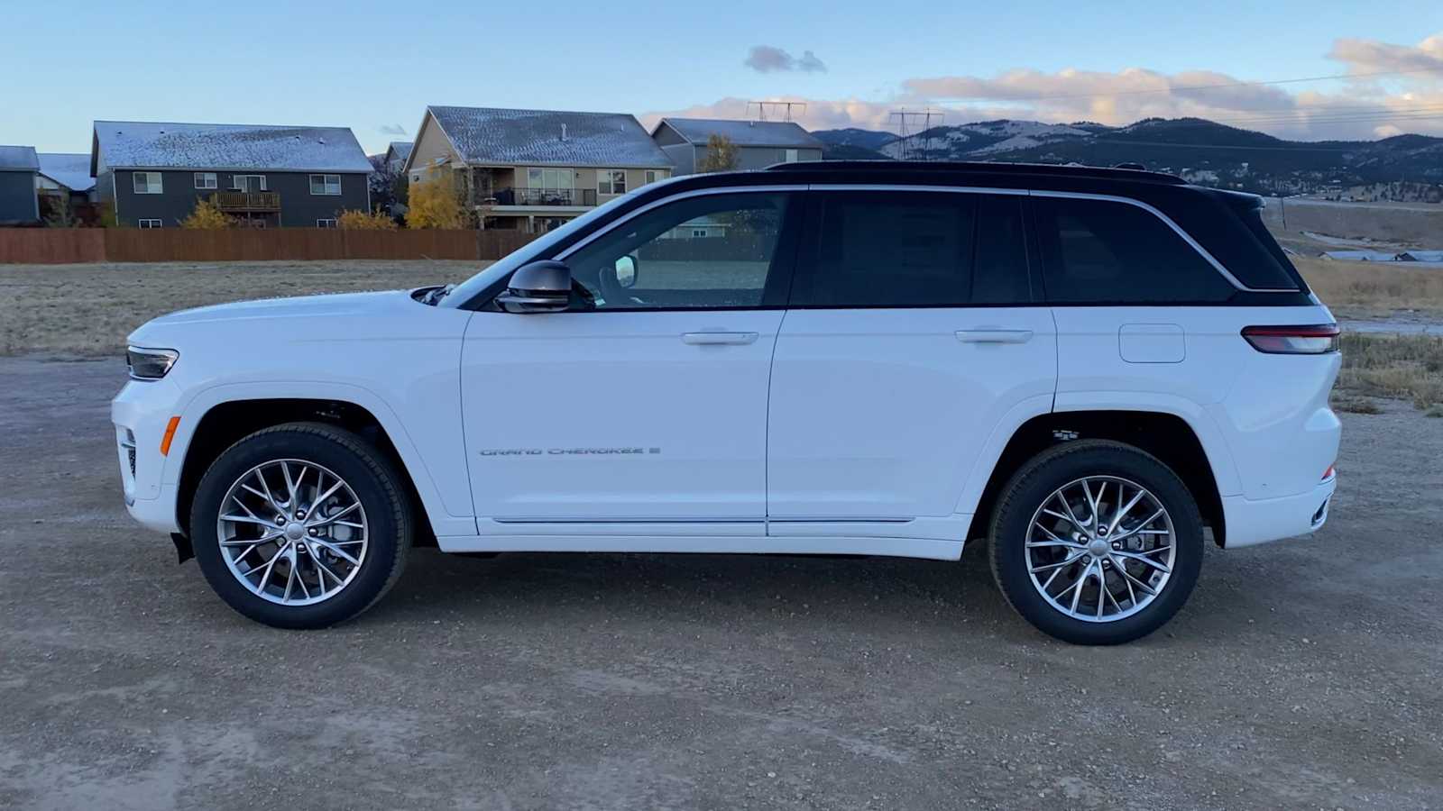 Thumbnail: 2025 Jeep Grand Cherokee - 6