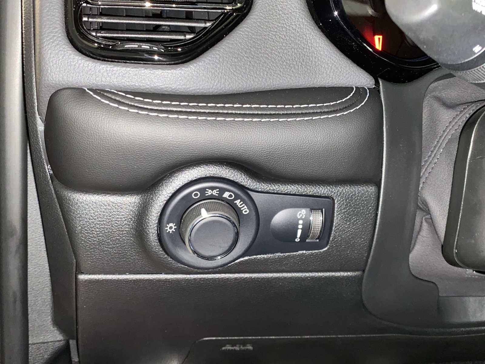 Thumbnail: 2026 Dodge Durango - 13