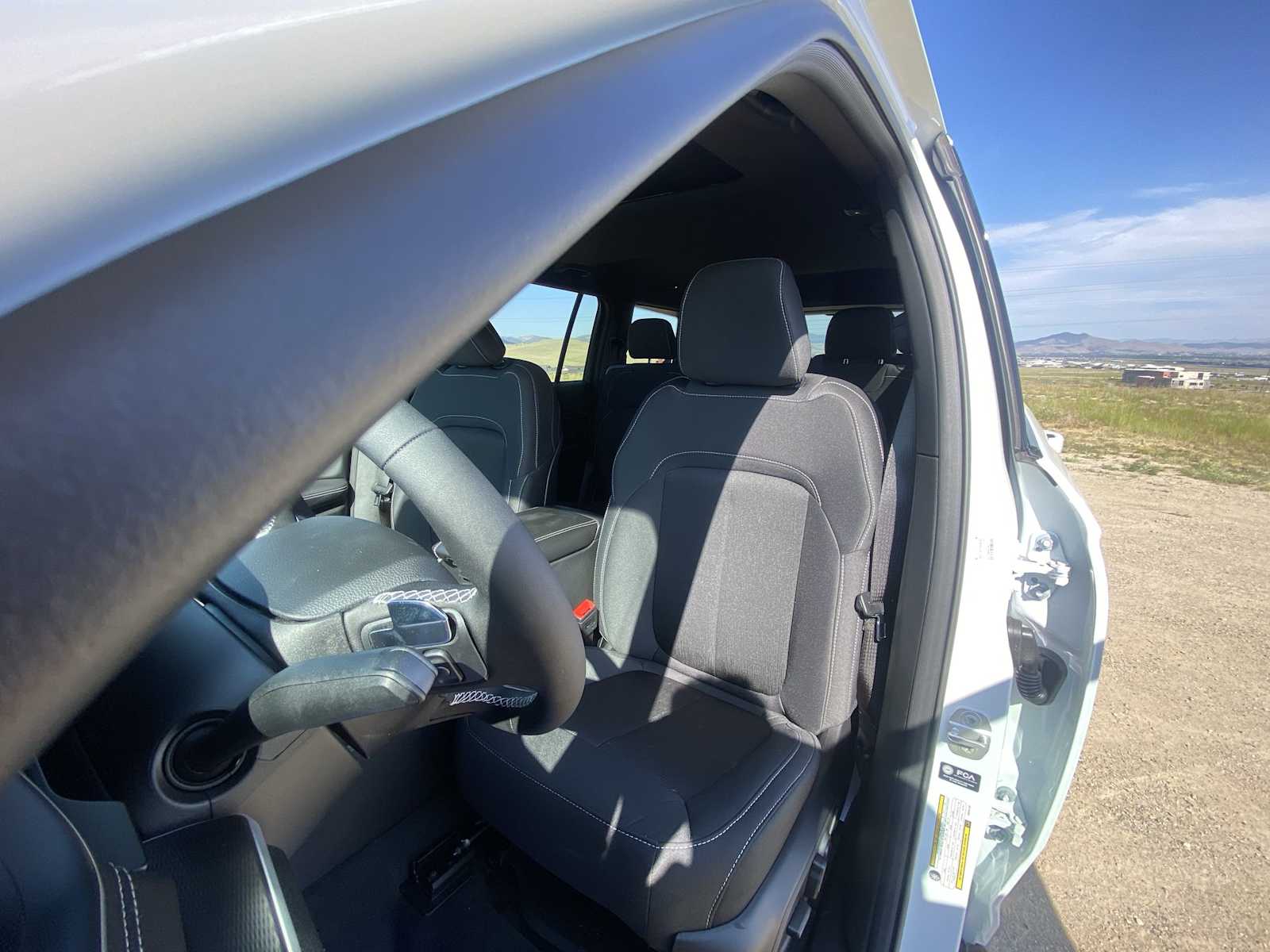 Thumbnail: 2025 Jeep Grand Cherokee - 15