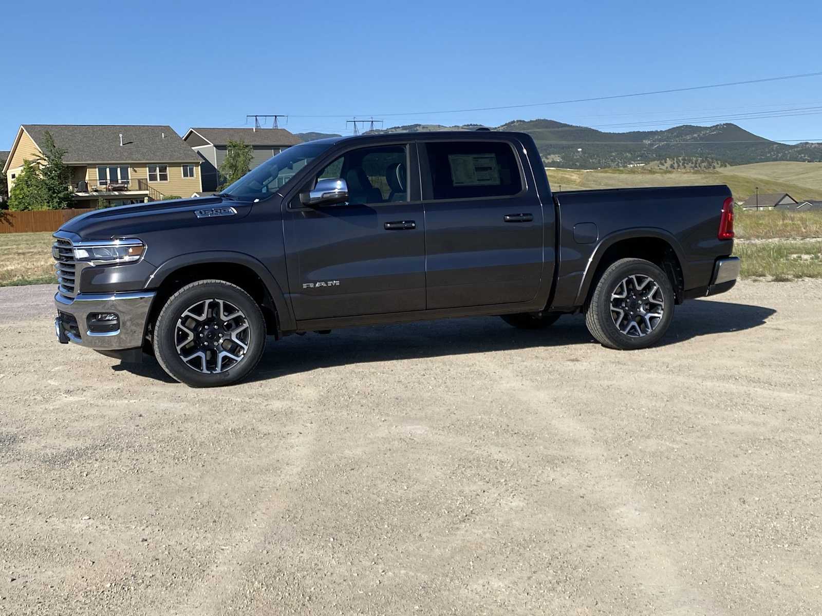 Thumbnail: 2025 RAM 1500 - 10