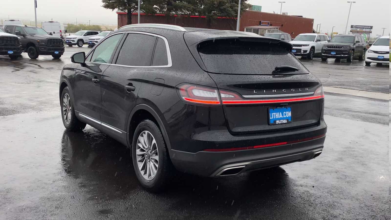 2021 Lincoln Nautilus Standard 7