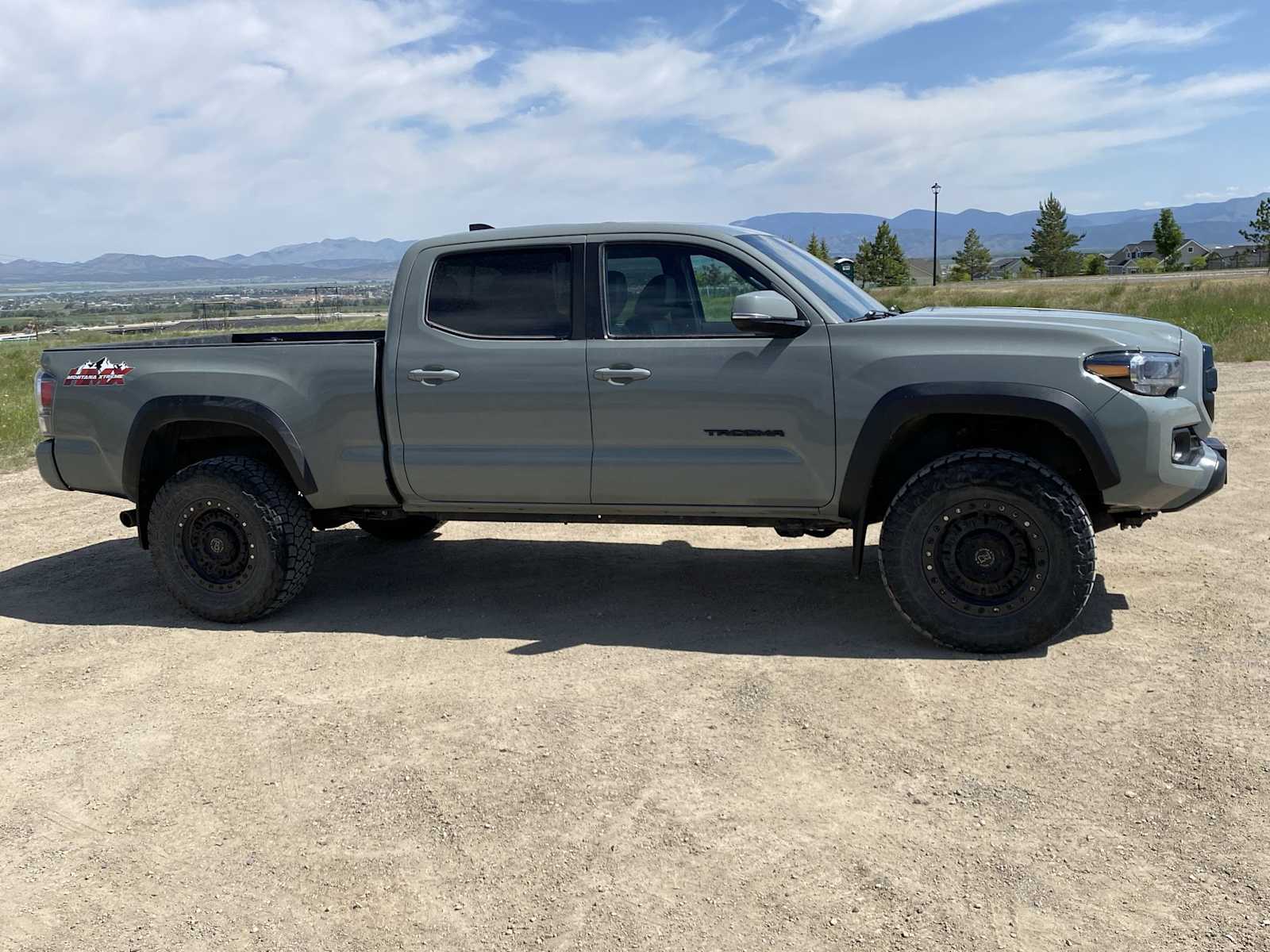 2022 Toyota Tacoma TRD Off-Road 19